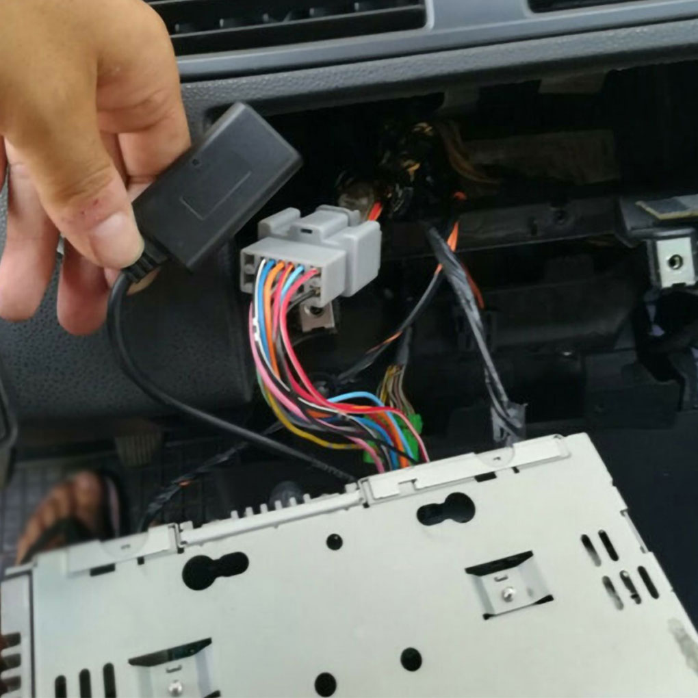 Bluetooth Adapter Receiver - Белый AUX адаптер Bluetooth для Volvo